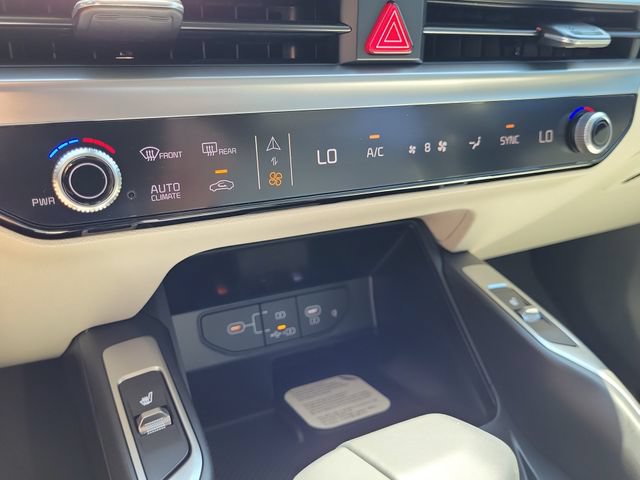 New 2026 Kia Sorento S w/ S Panoramic Sunroof Package FWD image 25