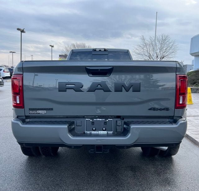 New 2026 RAM 3500 Big Horn AWD/4WD image 7