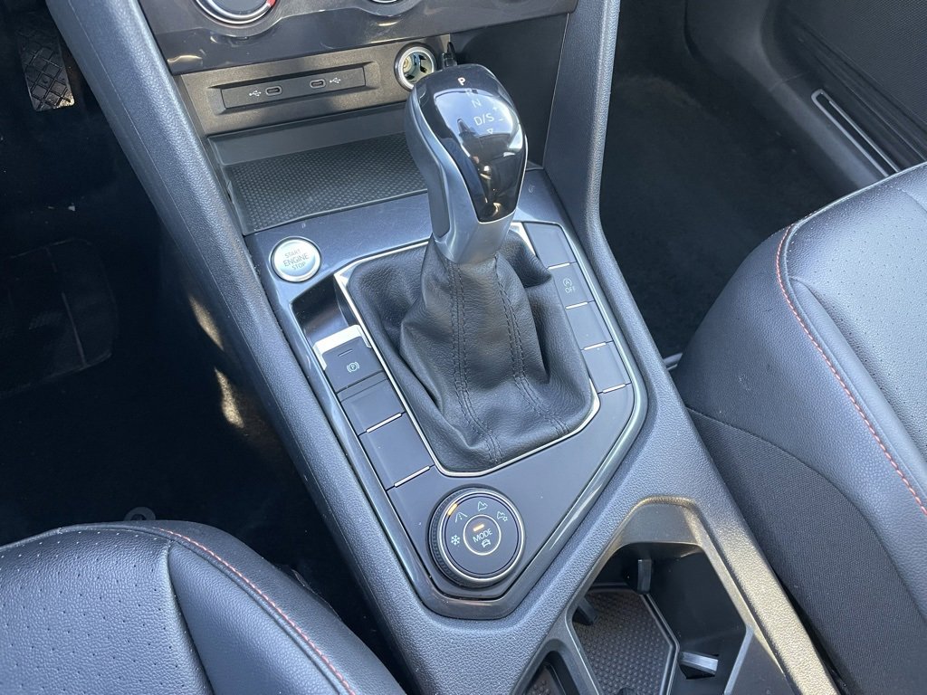 Used 2024 Volkswagen Tiguan Wolfsburg Edition image 13