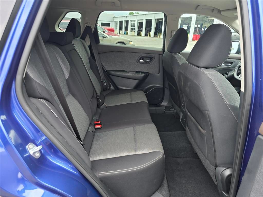 Used 2021 Nissan Rogue SV FWD image 13