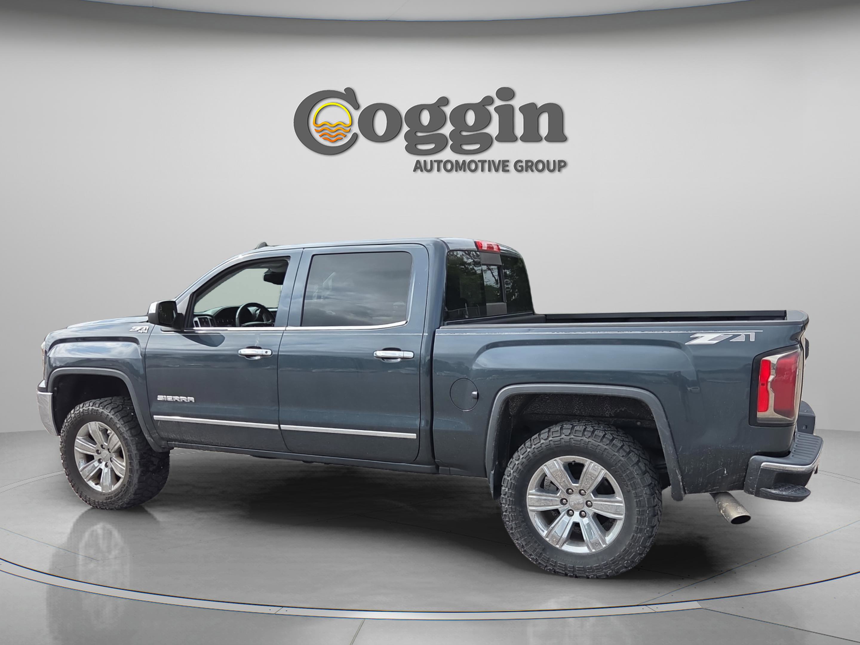 Used 2017 GMC Sierra 1500 SLT AWD/4WD image 3