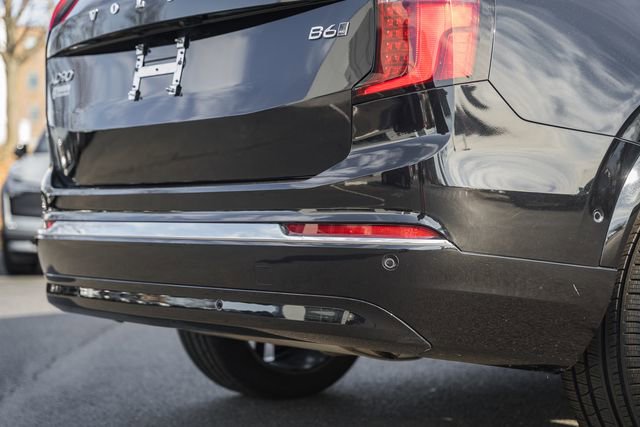 Used 2025 Volvo XC90 B6 Plus image 8