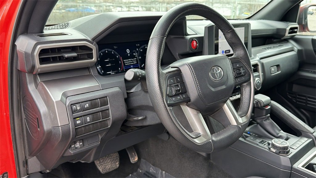 Certified 2024 Toyota Tacoma TRD Off-Road image 21