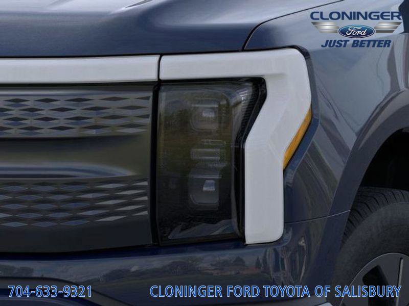 New 2025 Ford F150 Lightning Flash image 20