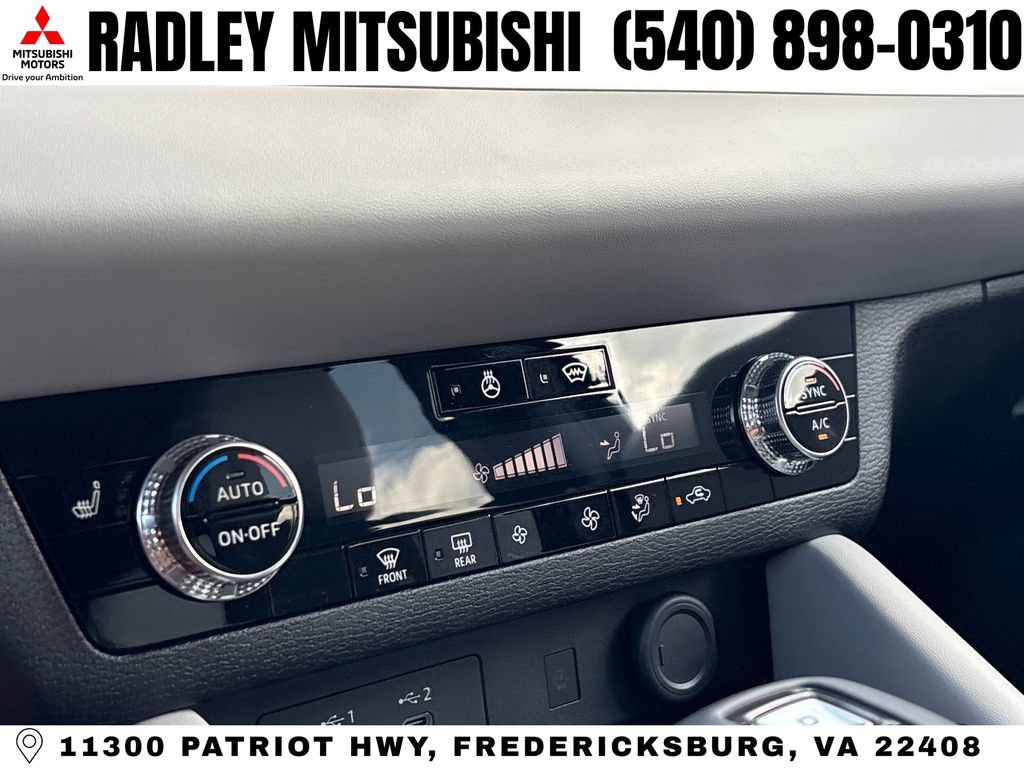 New 2026 Mitsubishi Outlander SE AWD/4WD image 6