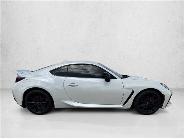Used 2024 Toyota GR86 Premium RWD image 4