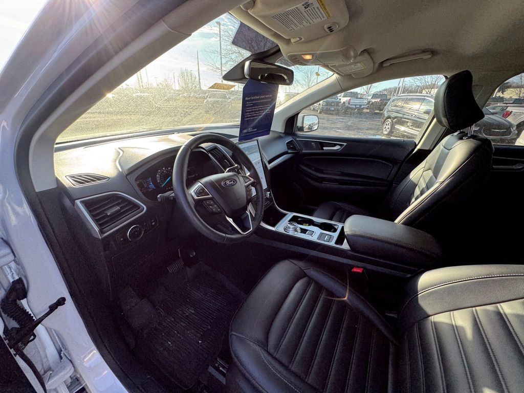 Certified 2024 Ford Edge SEL w/ Convenience Package AWD/4WD image 12
