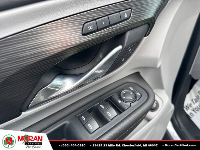 Used 2020 GMC Terrain SLT w/ Preferred Package AWD/4WD image 11