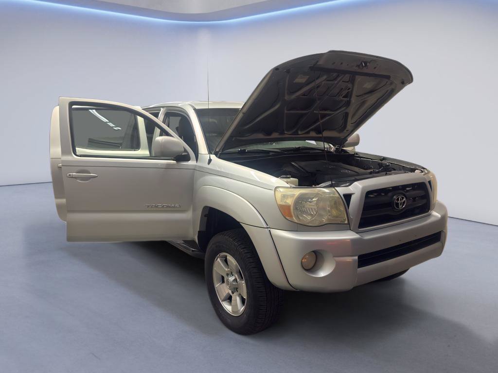 Used 2006 Toyota Tacoma PreRunner w/ TRD Sport Pkg #3 RWD image 9