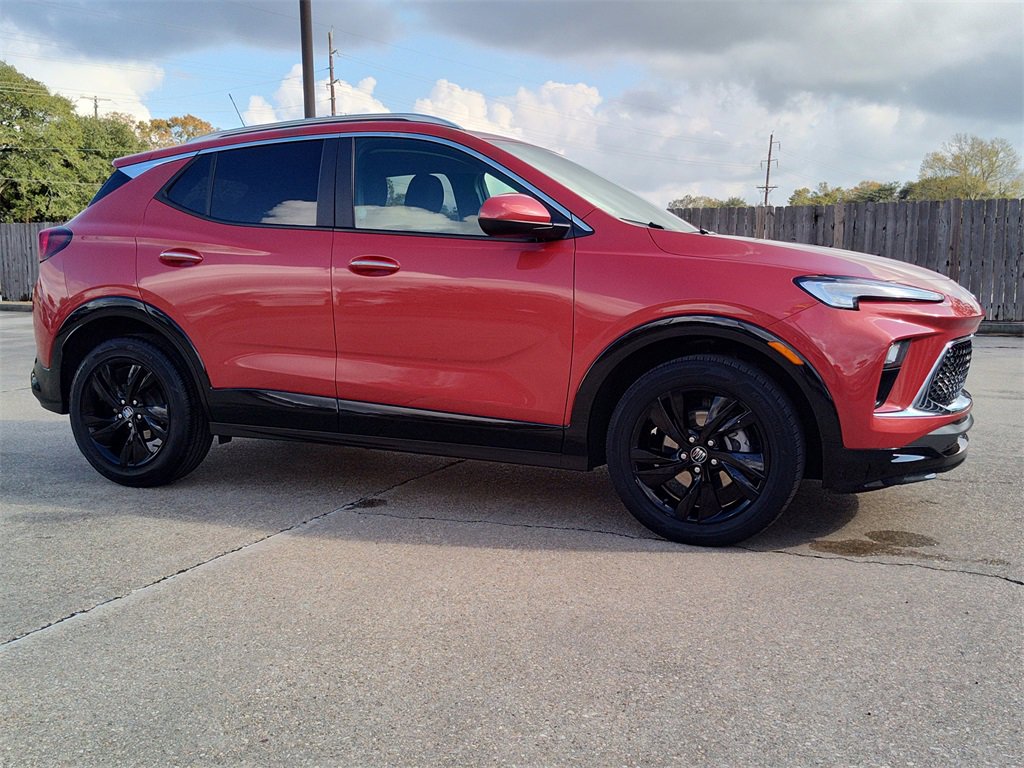 Used 2024 Buick Encore GX Sport Touring w/ Comfort Package image 13