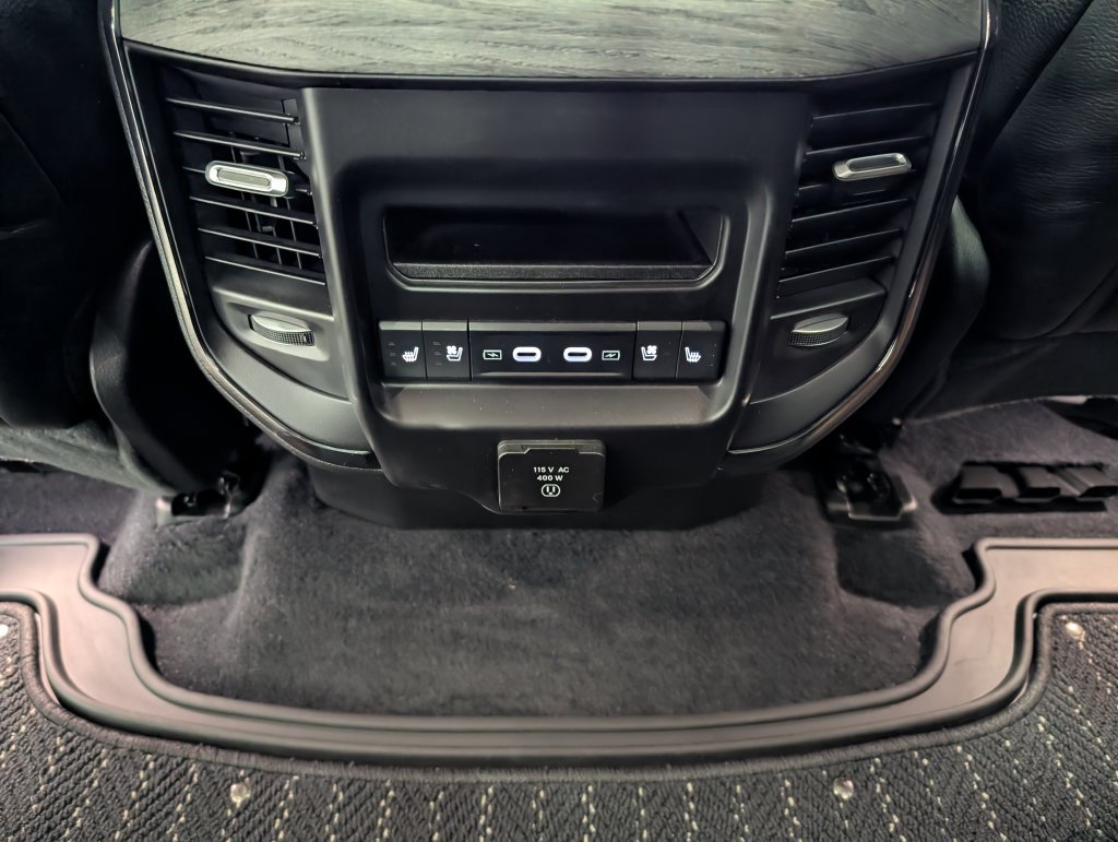 Used 2026 RAM 1500 Limited AWD/4WD image 12