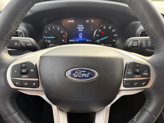 Used 2024 Ford Explorer XLT w/ Equipment Group 202A AWD/4WD image 36