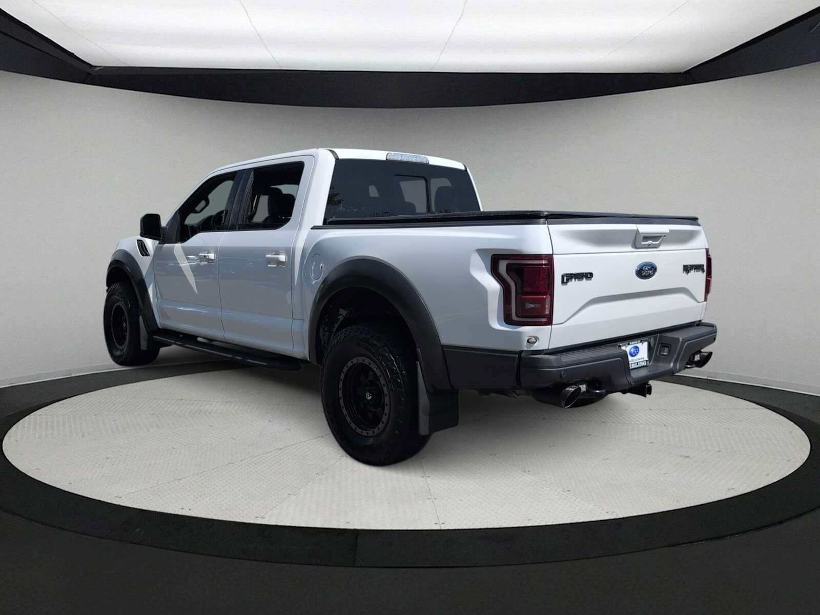 Used 2017 Ford F150 Raptor w/ Equipment Group 802A Luxury AWD/4WD image 6