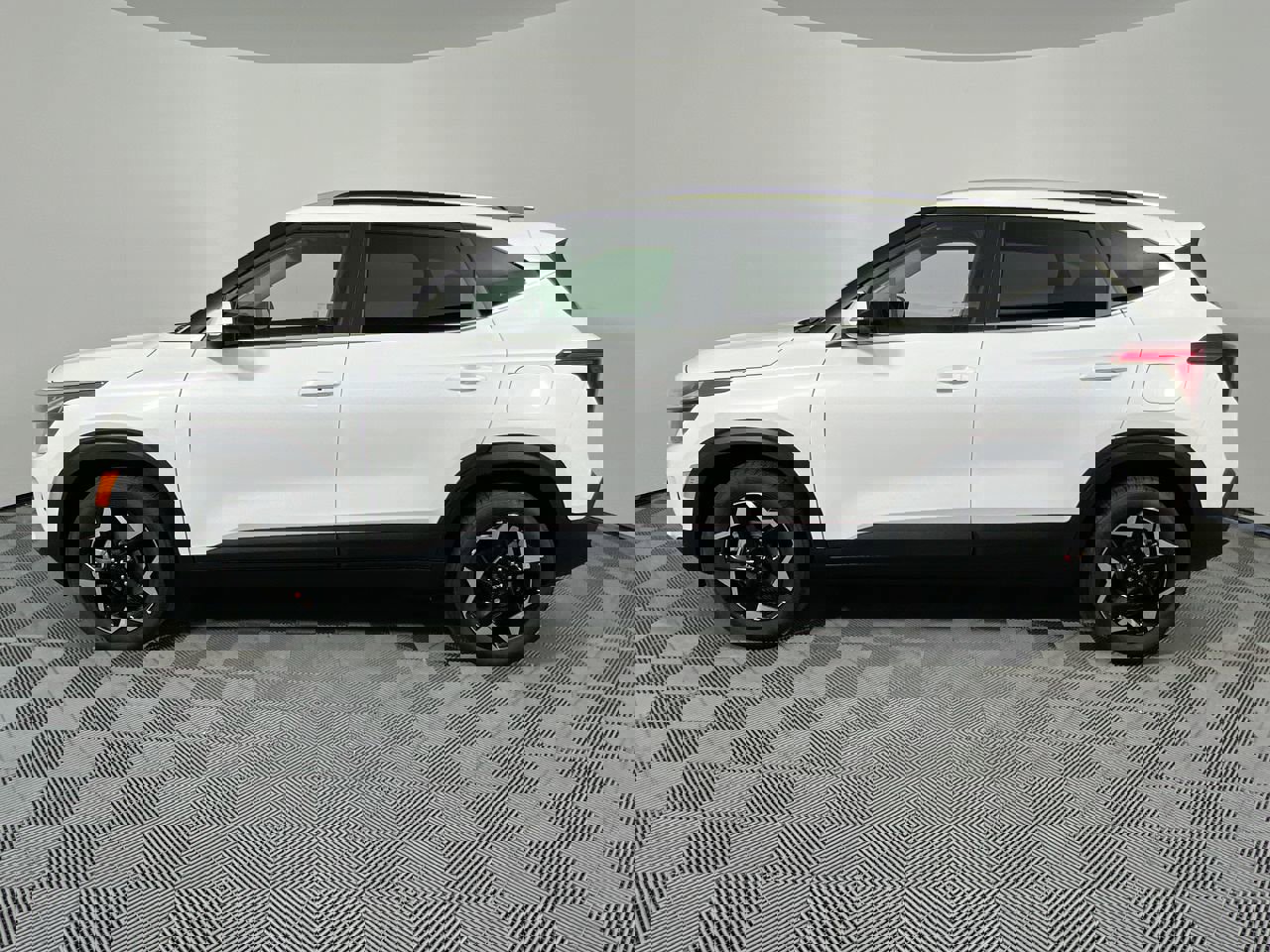 Certified 2024 Kia Seltos EX image 7