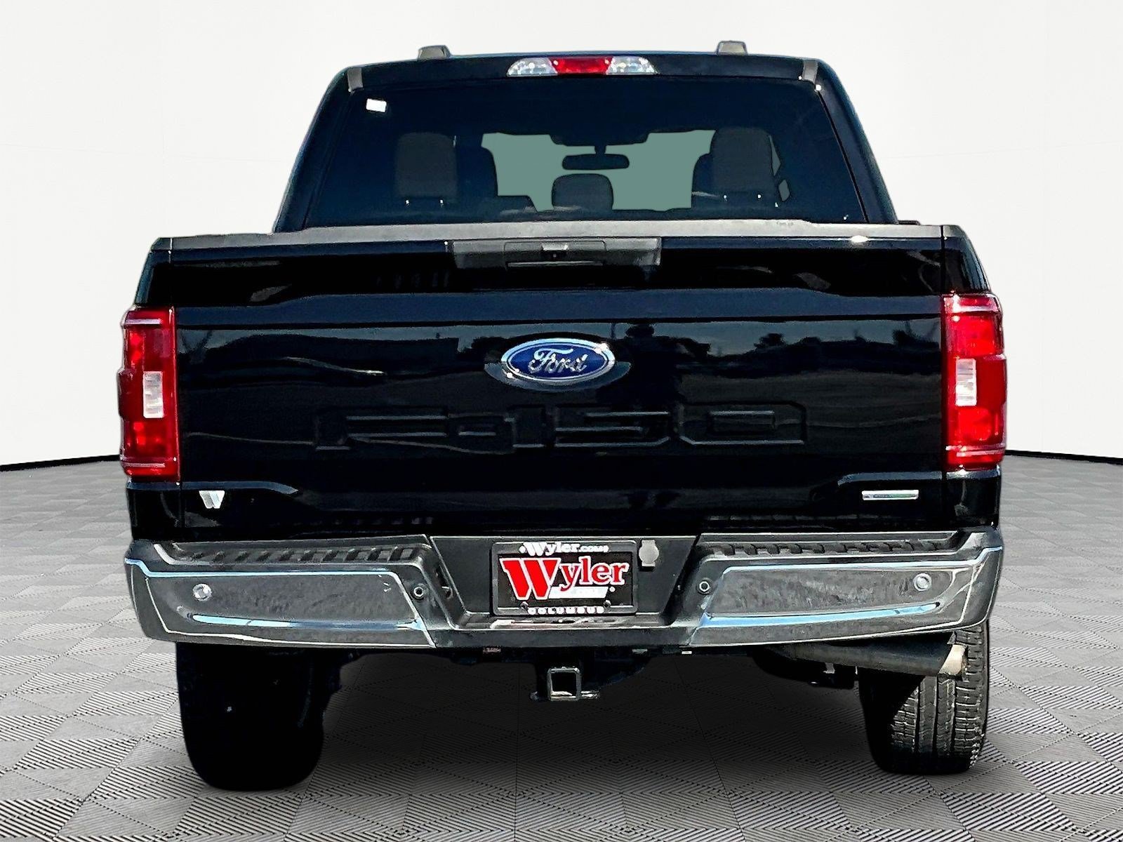 Used 2023 Ford F150 XLT AWD/4WD image 5