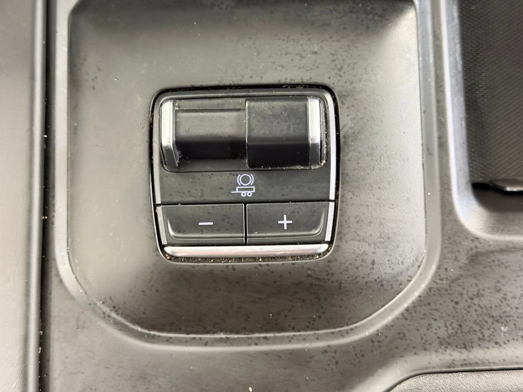 Used 2024 GMC Sierra 3500 Denali Ultimate AWD/4WD image 48