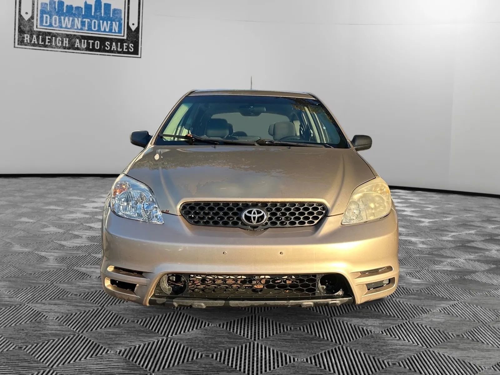 Used 2003 Toyota Matrix image 3