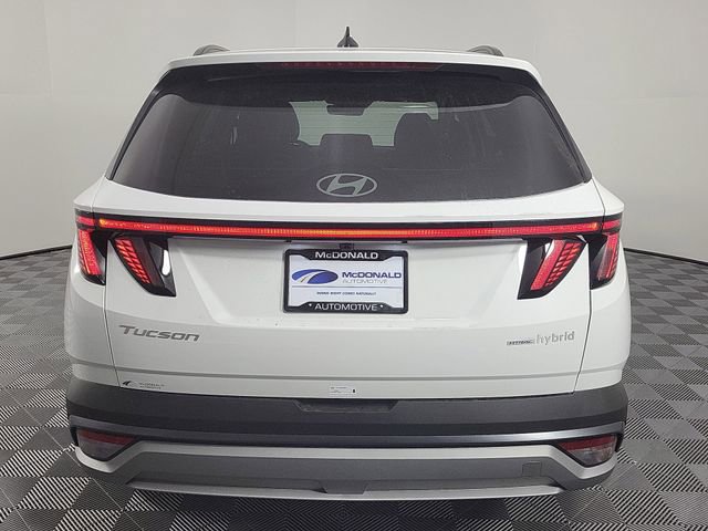 Certified 2025 Hyundai Tucson SEL AWD/4WD image 4