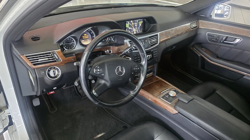 Used 2012 Mercedes-Benz E 350 4MATIC Sedan image 11