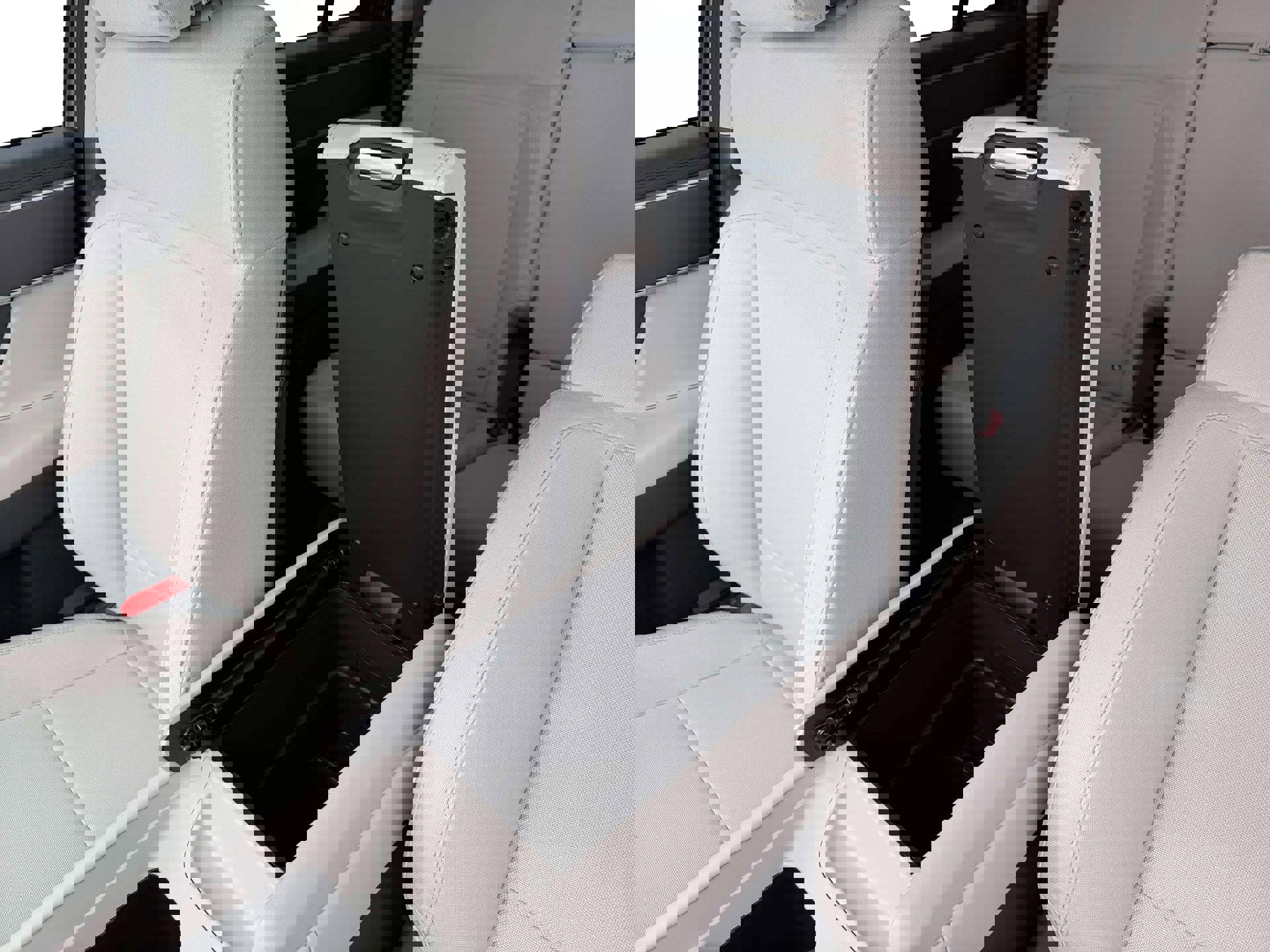 New 2026 Hyundai Santa Fe SE image 19