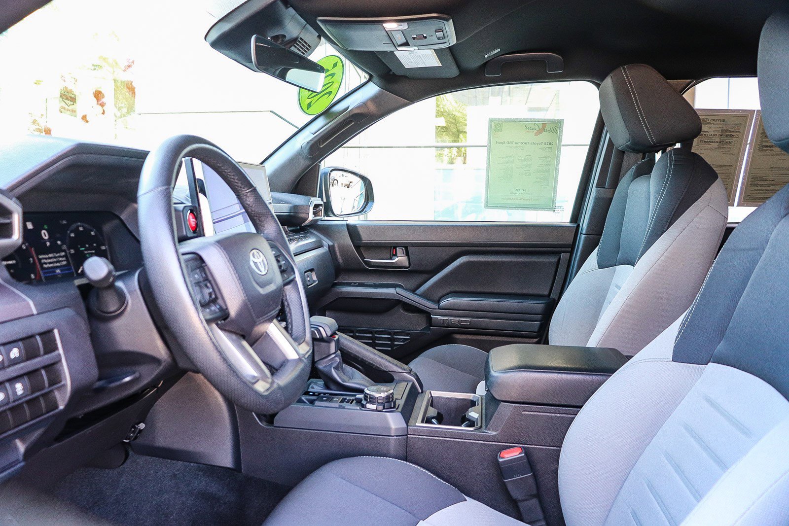 Used 2025 Toyota Tacoma TRD Sport image 20