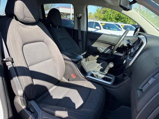 Used 2017 Chevrolet Colorado LT w/ LT Convenience Package RWD image 28