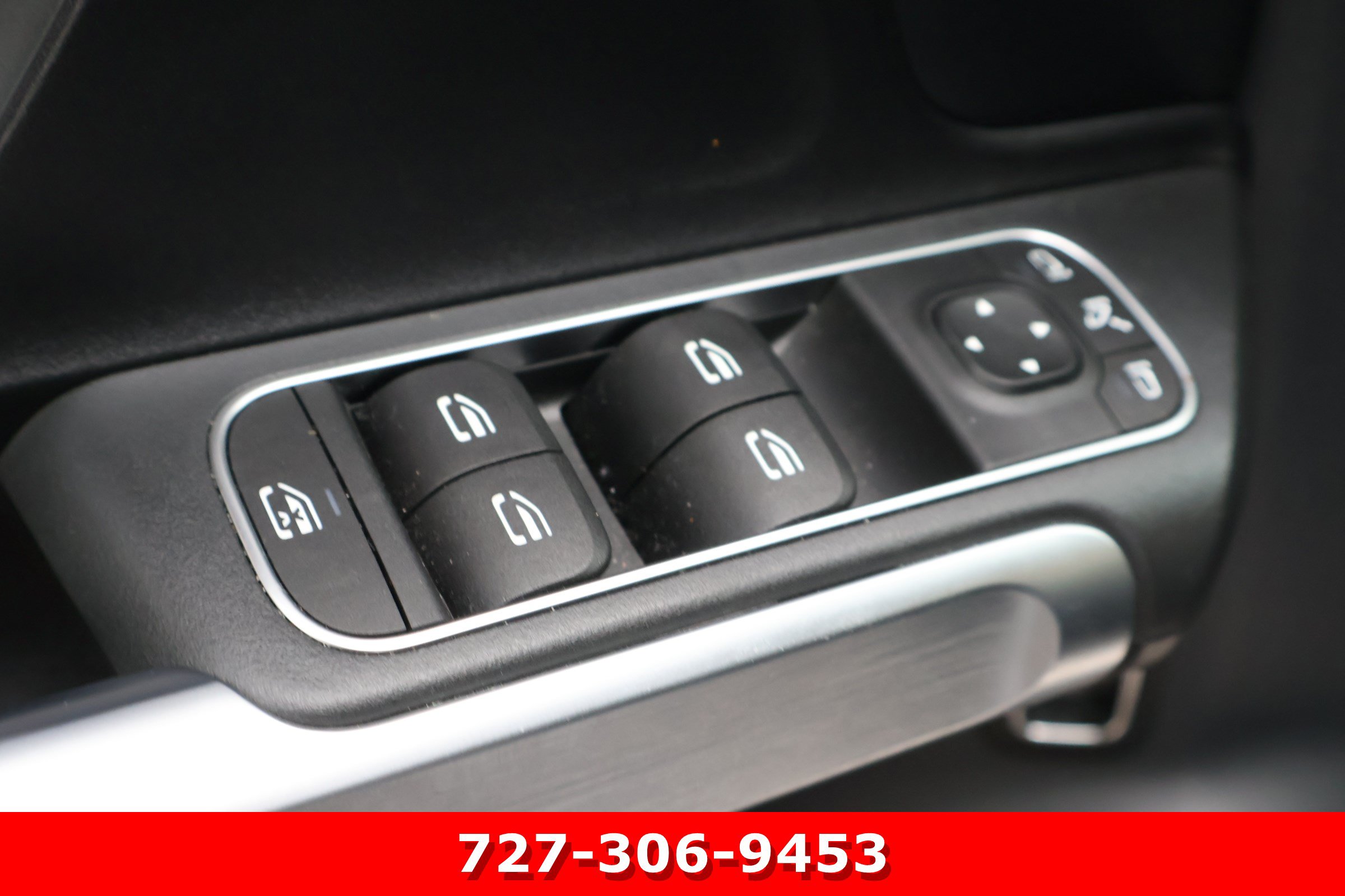 Certified 2023 Mercedes-Benz GLB 250 4MATIC image 15