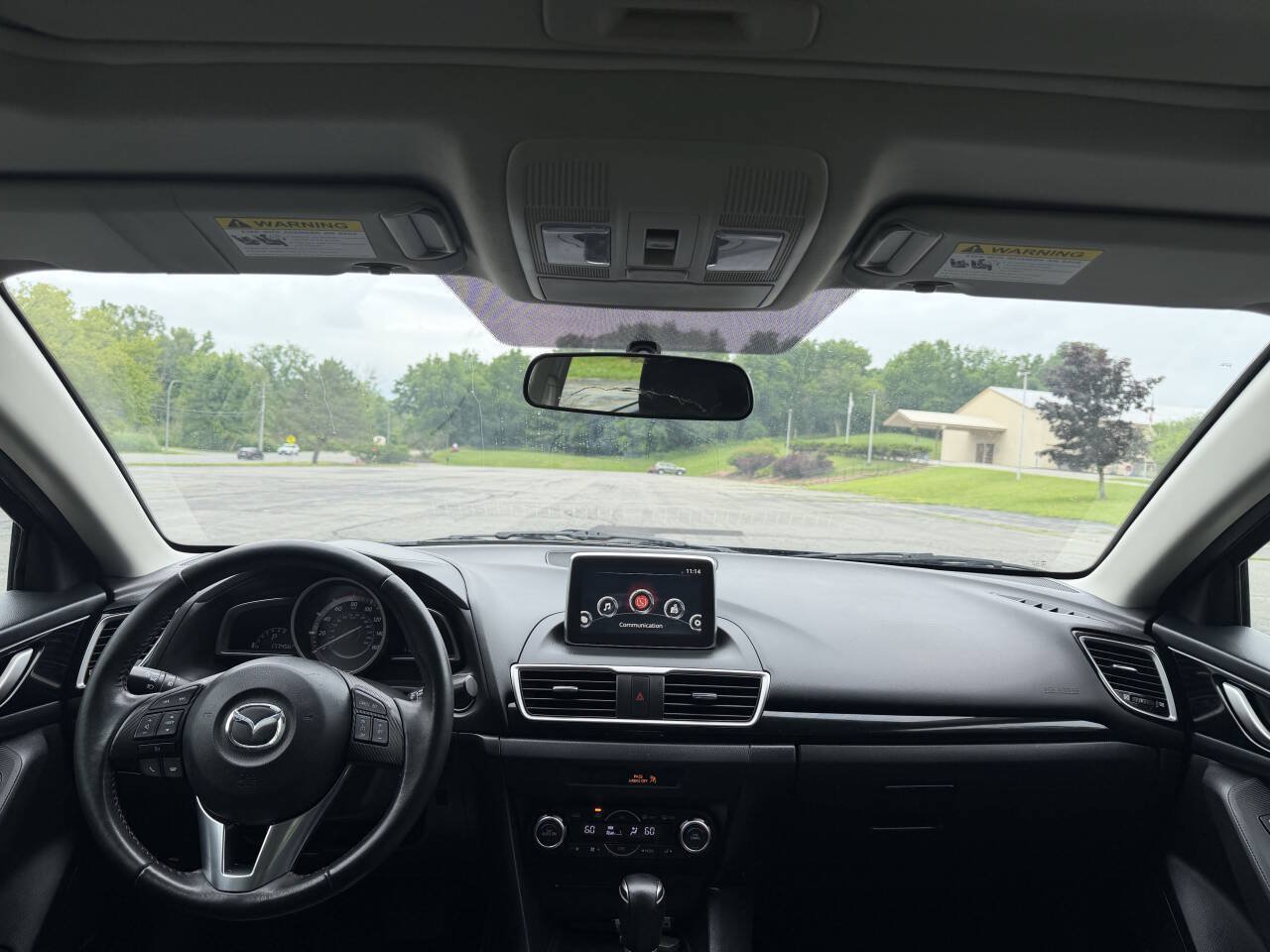 Used 2015 MAZDA MAZDA3 i Touring w/ Technology Package FWD image 16