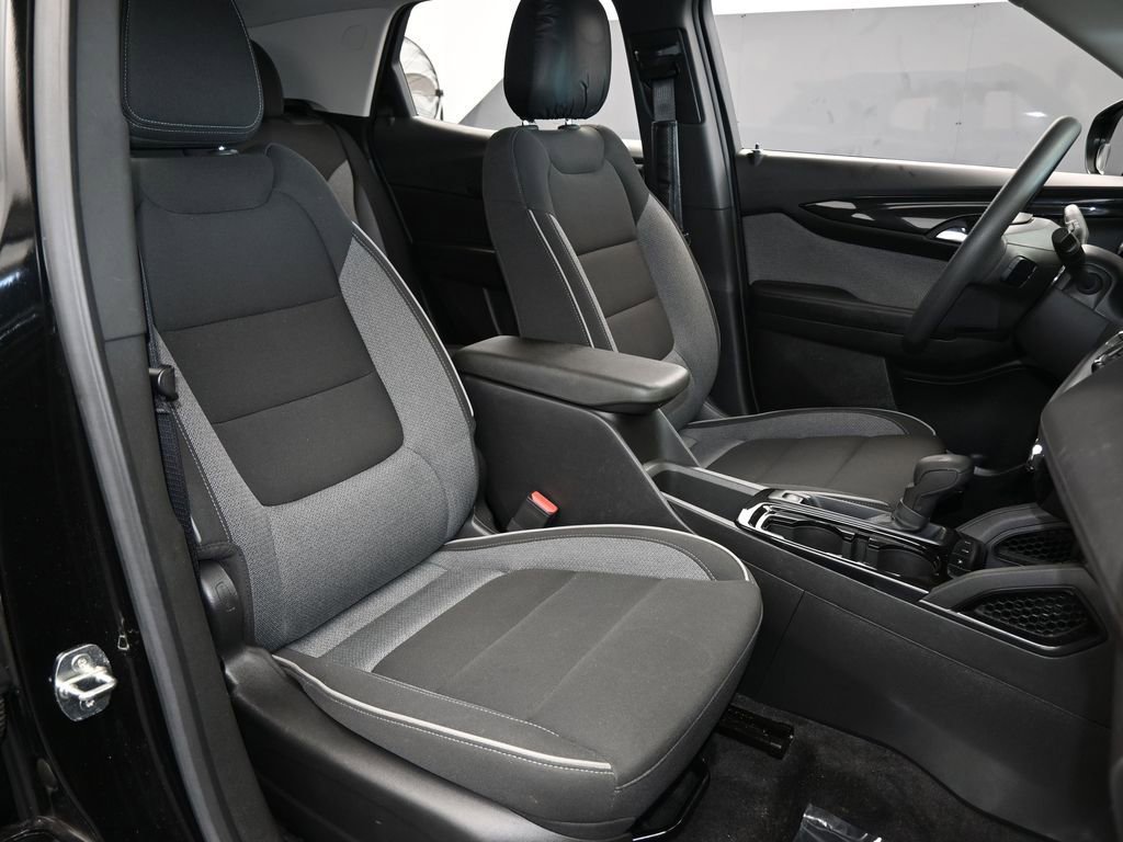 Used 2024 Chevrolet TrailBlazer LT image 37