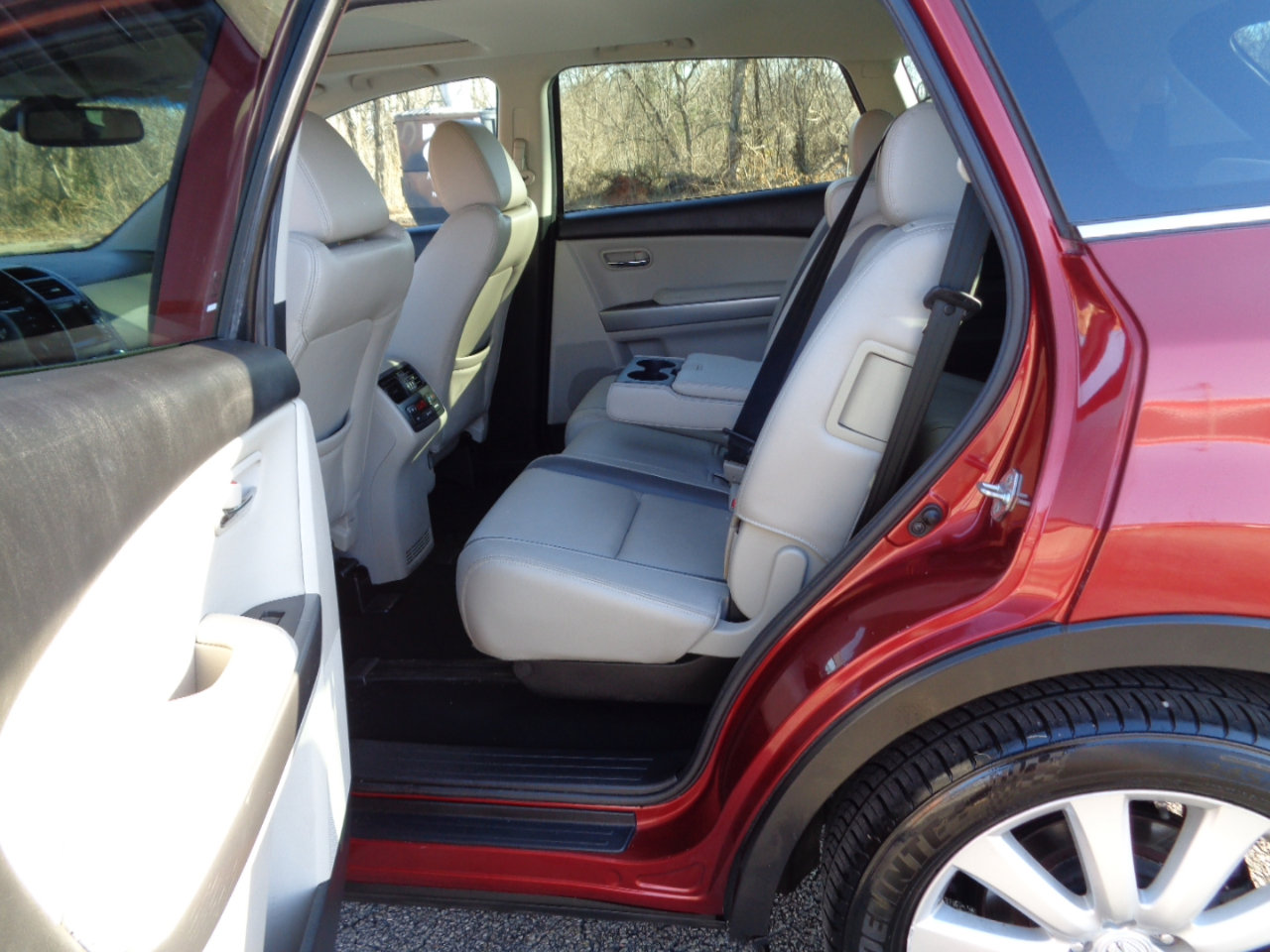 Used 2010 MAZDA CX-9 Grand Touring w/ Moonroof & Bose Audio Pkg image 15