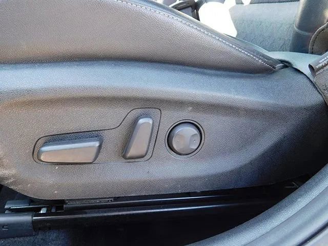 Used 2019 Kia Niro S Touring image 17