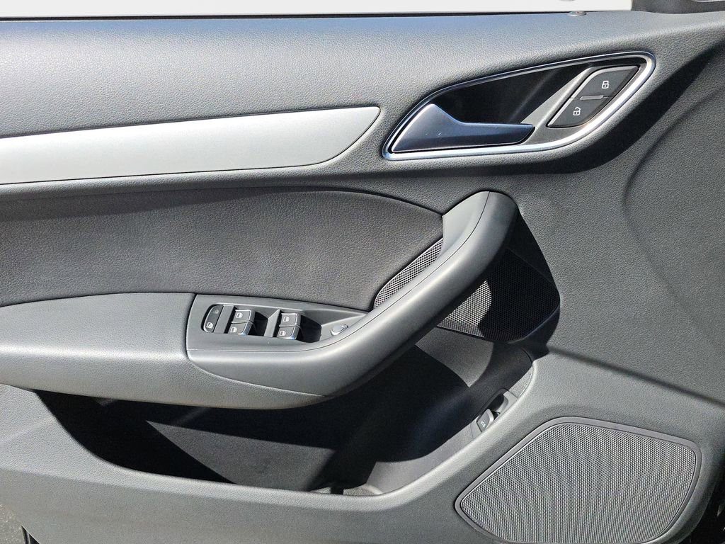 Certified 2018 Audi Q3 2.0T Premium FWD image 20