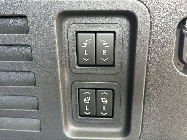 New 2026 Buick Enclave Preferred w/ Power Package FWD image 32