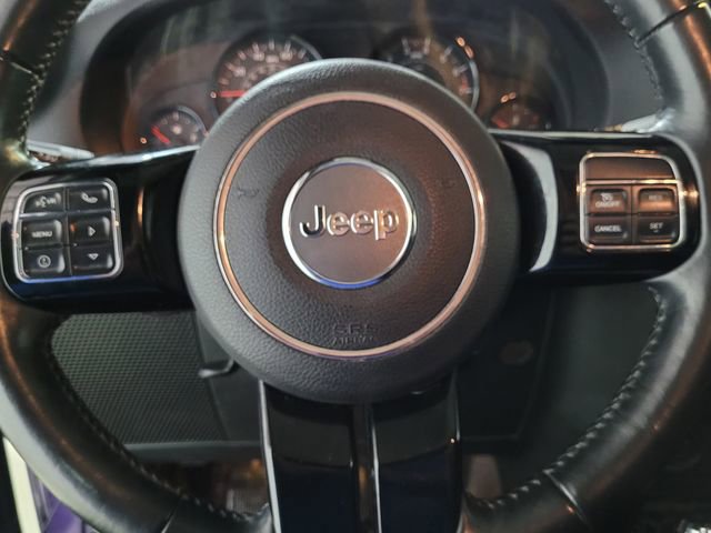 Used 2017 Jeep Wrangler Sahara image 30