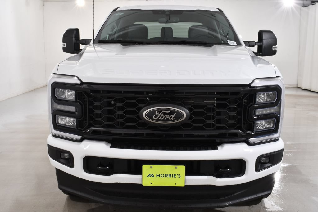 New 2026 Ford F350 XLT w/ XLT Premium Package AWD/4WD image 3