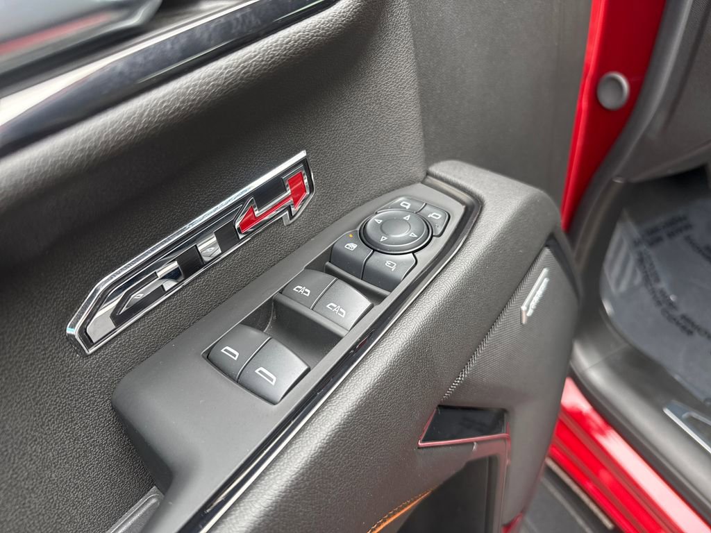 Used 2024 GMC Sierra 1500 AT4 w/ AT4 Premium Package AWD/4WD image 11