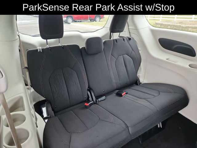 Used 2018 Chrysler Pacifica Touring Plus image 30