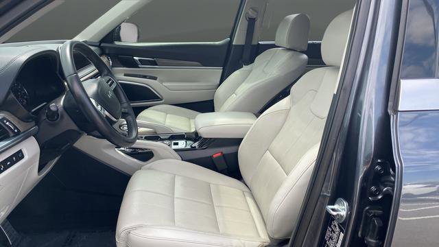 Certified 2022 Kia Telluride SX w/ Towing Package FWD image 9