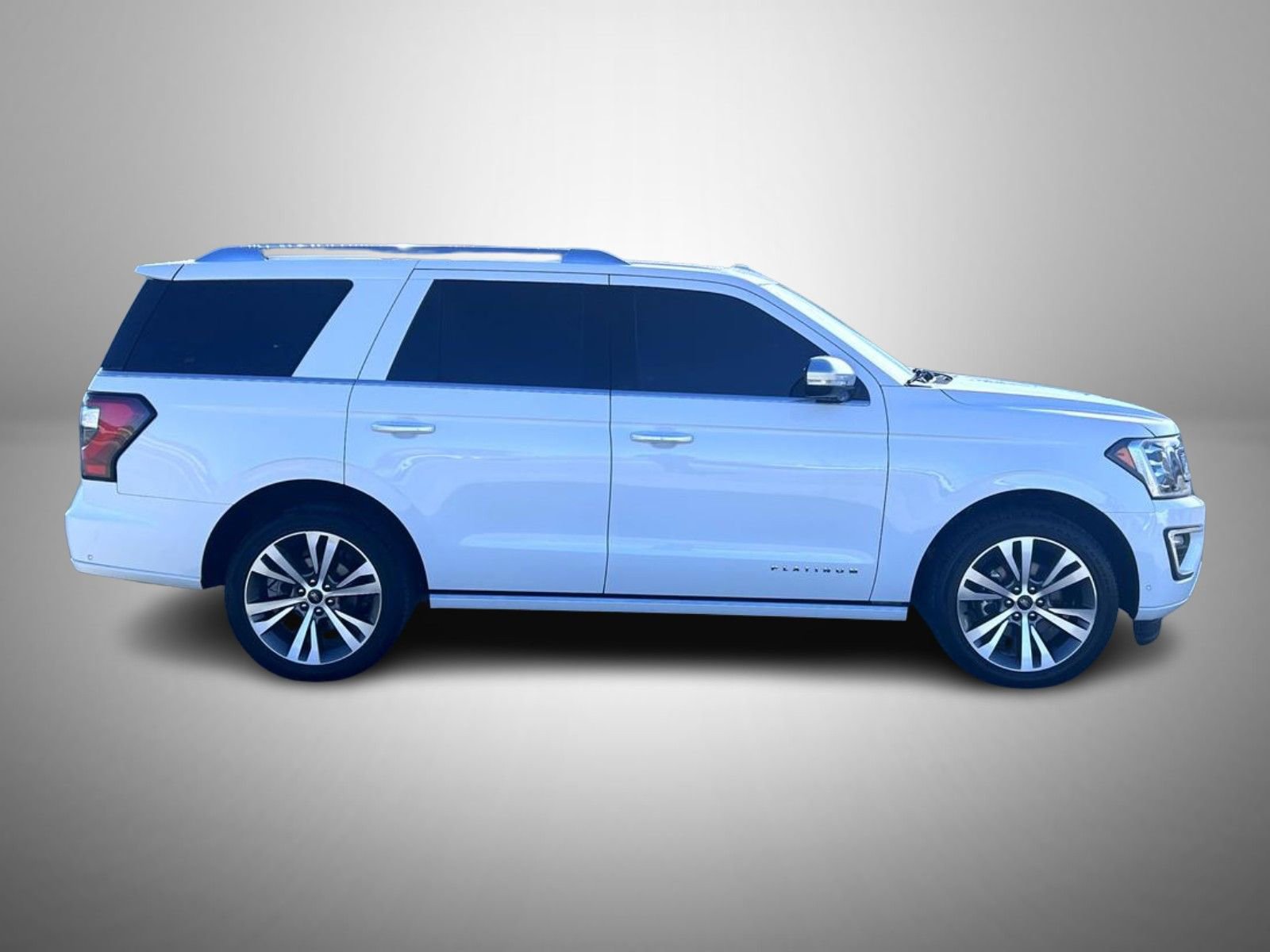 Used 2021 Ford Expedition Platinum image 4