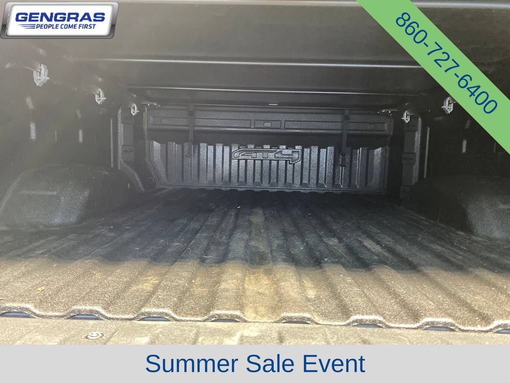 Used 2024 GMC Sierra 2500 AT4 w/ Technology Package AWD/4WD image 32