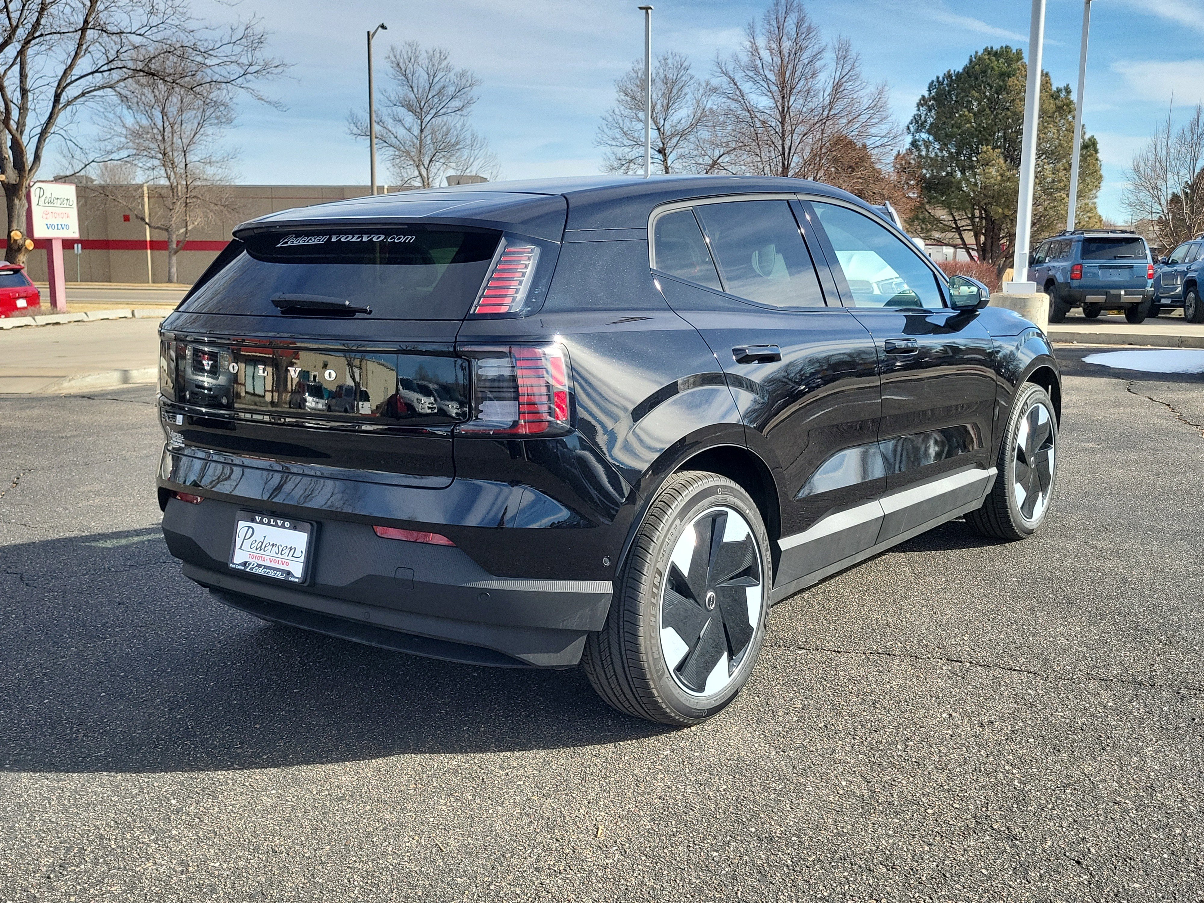 New 2026 Volvo EX30 Ultra w/ Protection Package Premier image 2