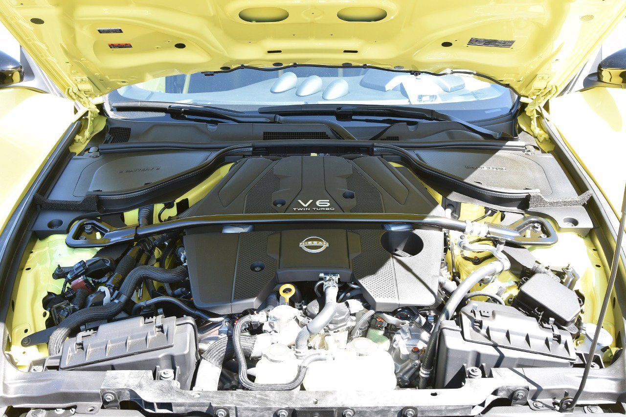 Used 2023 Nissan Z w/ Floor Mat Package (L93) image 16