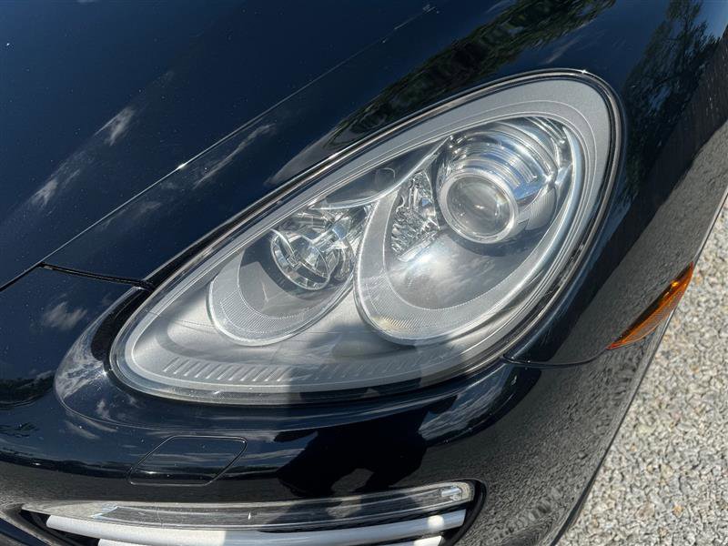 Used 2014 Porsche Cayenne AWD/4WD image 13