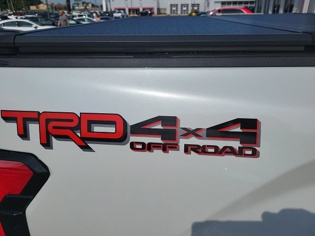 Used 2023 Toyota Tundra Limited w/ TRD Off-Road Package AWD/4WD image 6
