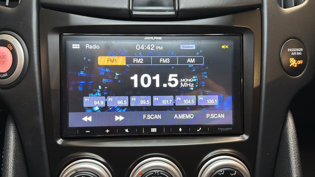 Used 2009 Nissan 370Z Touring image 25