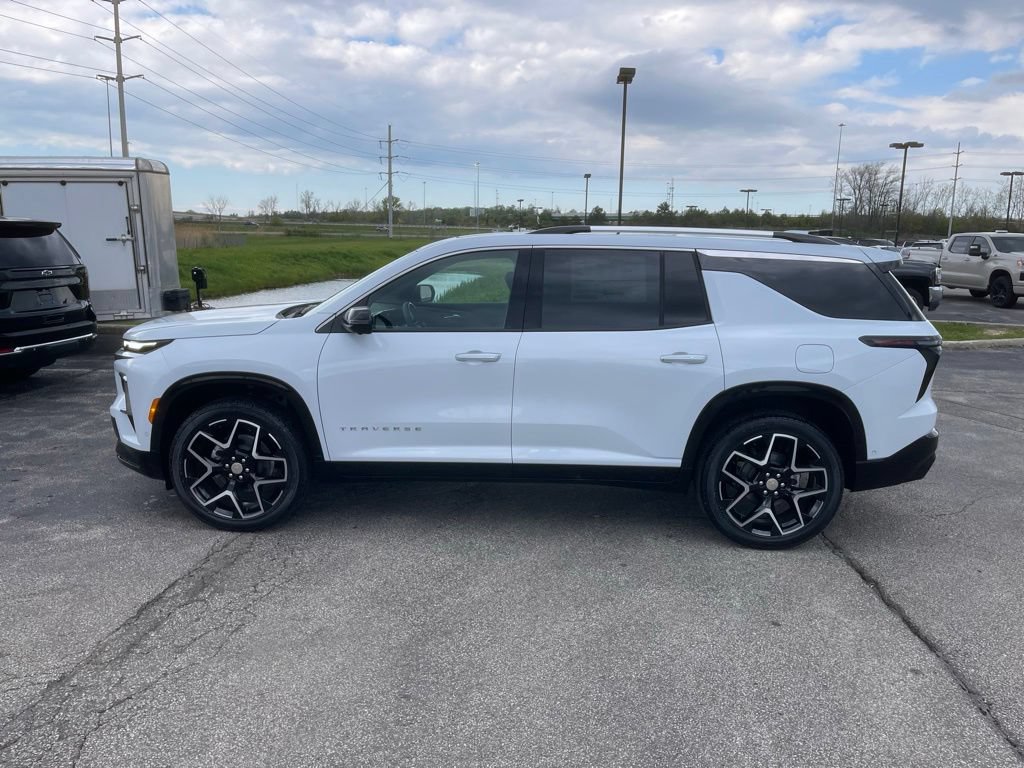 New 2026 Chevrolet Traverse High Country w/ LPO, Floor Liner Package AWD/4WD image 4