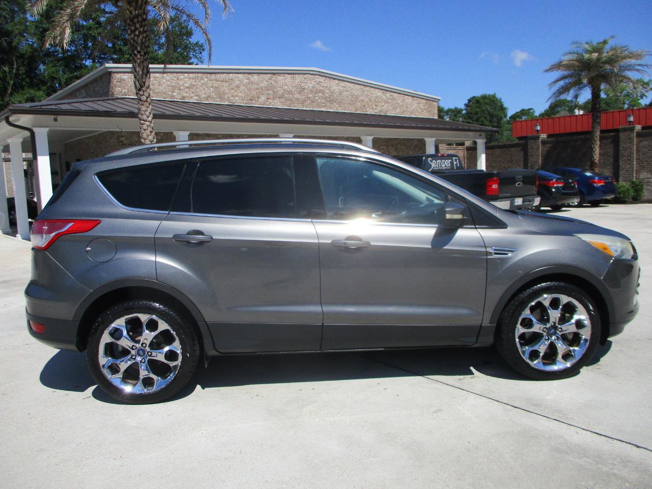 Used 2013 Ford Escape Titanium FWD image 2