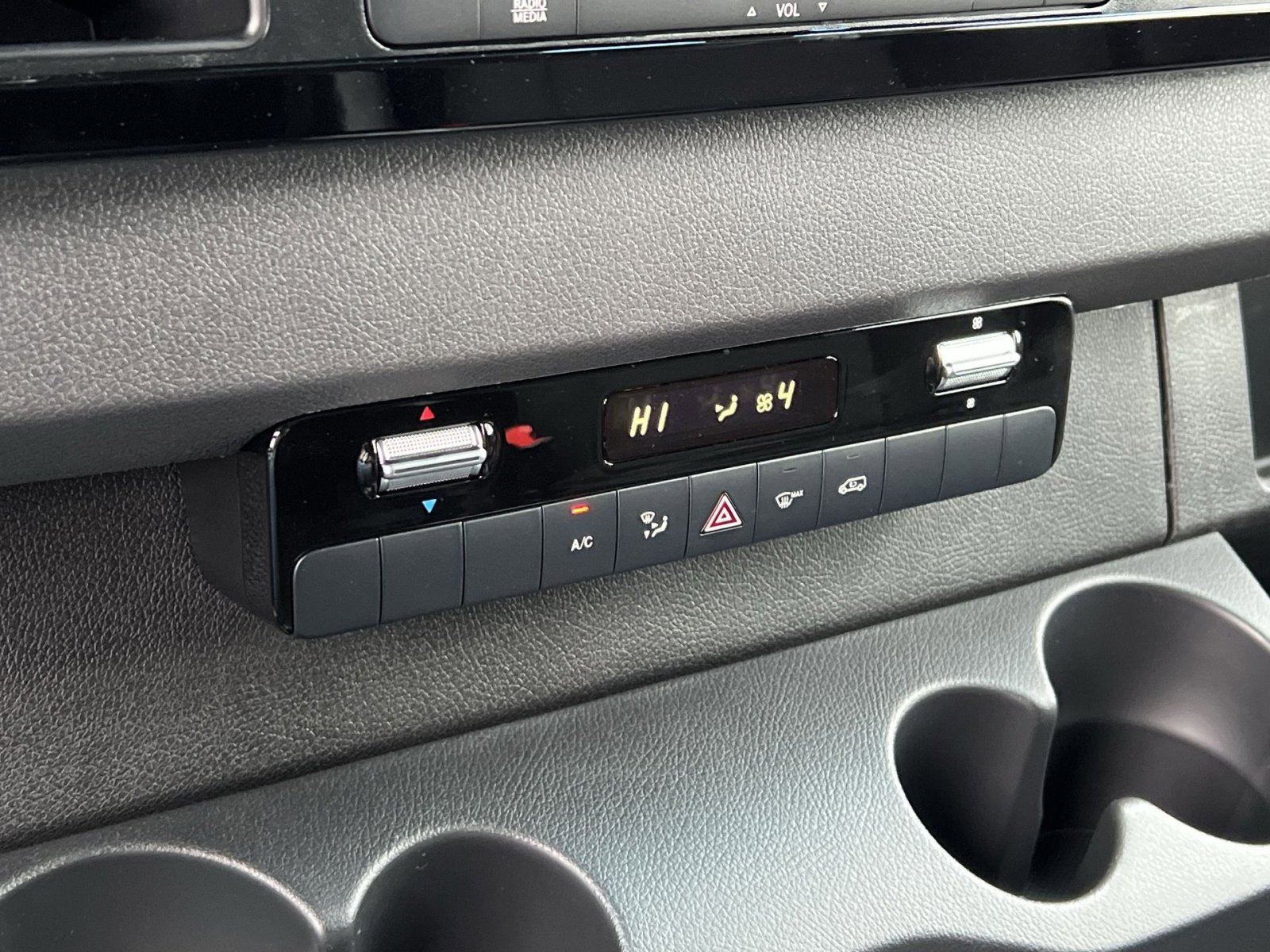 New 2026 Mercedes-Benz Sprinter 2500 image 19