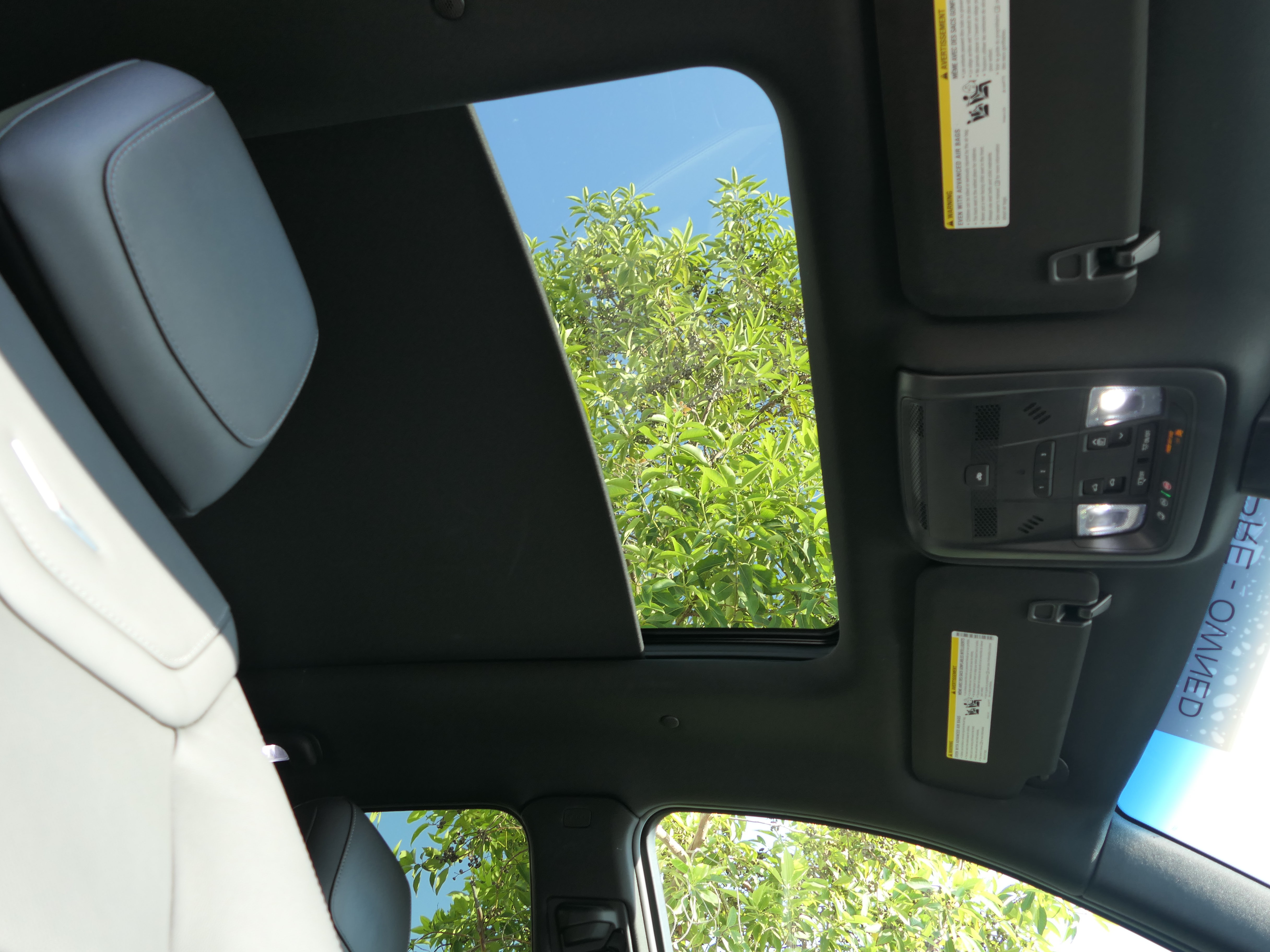 Certified 2024 Cadillac XT5 Premium Luxury FWD image 28