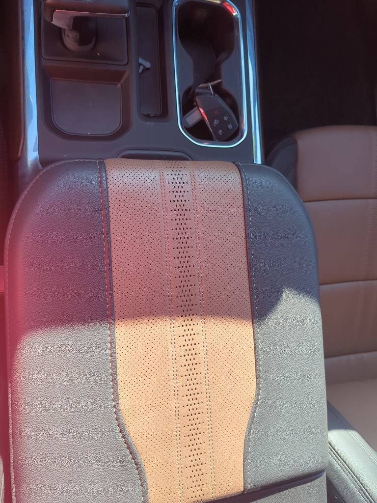 Used 2025 Chevrolet Silverado 1500 High Country w/ Z71 Off-Road Package image 45